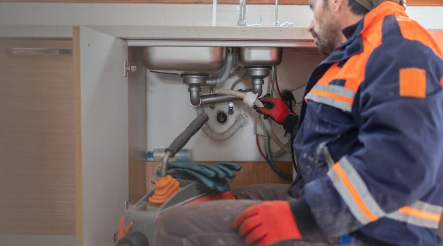 Professional slab leak plumber services in Cokeville, WY